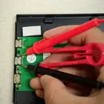 *מחזיק פרובים מודפס תלת מימד למד-מתח – הכלי שישדרג לך את העבודה! 🛠️*