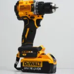*מקדחה נטענת מקצועית DEWALT DCD805 20V – ללא פחמים!* 🔧⚡