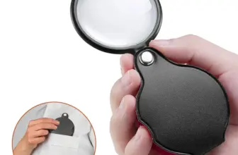 *זכוכית מגדלת מתקפלת X10 – פורטבלית לכיס!* 🔍