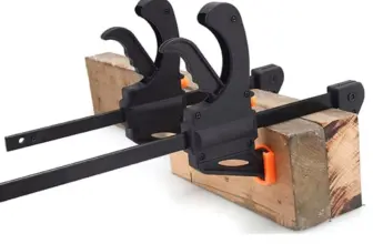 *מהדקי עבודה מקצועיים עם מנגנון שחרור מהיר* 🔧