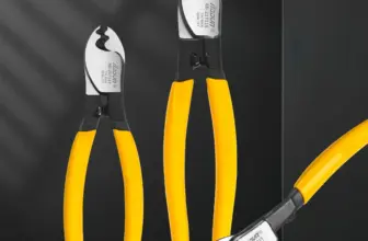 *🔧 צבת חשמלאי מקצועי מבודד – כלי רב שימושי 3 ב-1!*