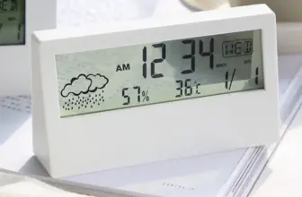 *מד טמפרטורה ולחות דיגיטלי עם תצוגת LED ושעון מעורר* ⏰🌡️