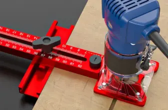 *מתקן 3 ב-1 לפרזול וכרסום – הפתרון המושלם לעבודות עץ מדויקות!* 🪚