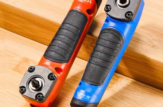 *מברגה חשמלית זוויתית 90 מעלות – הפתרון לכל פינה צרה!* 🔧⚡