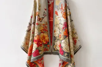 *צעיף פונצ'ו קשמיר יוקרתי עם דוגמת ז'קארד פרחונית* 🧣✨