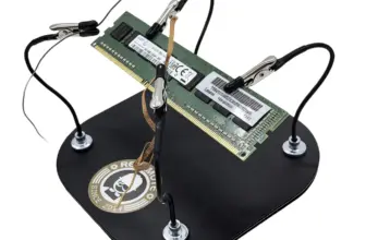 *מעמד אוניברסלי לאחיזת מעגלים עם פינים מגנטיים* 🔧