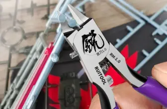 *צבת דיוק מקצועית לדגמים 4.7 אינץ' – חיתוך נקי ומושלם!* ✂️