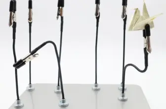 *🎨 סט 10 מעמדים מגנטיים לצביעה ויצירה – עם מהדקים מתכווננים*