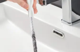 *🔧 מברשת ניקוי סתימות לכיור ולביוב – הפתרון הגאוני למקלחת וכיור!*