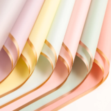 *נייר עיטוף פרחים יוקרתי עם שוליים מוזהבים* 🌸✨