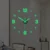 *שעון קיר דיגיטלי מינימליסטי – דבק ונדבק!* 🕐